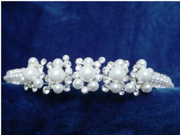 Bride Headband Charm & Splendor