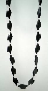 grad beads blk