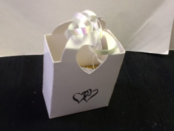 favor Boxes Linked At Heart 12ct