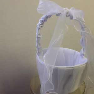Flower Basket satin with bow