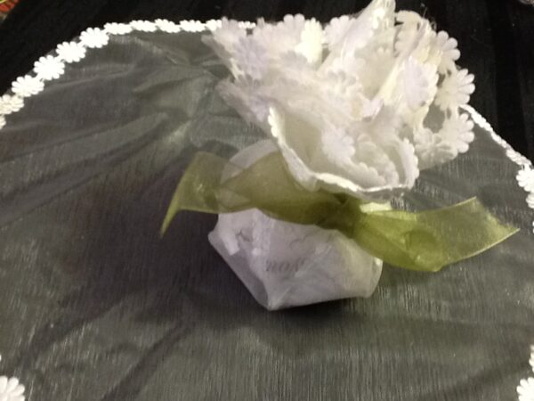 Favor Orgenza Round with flower edge