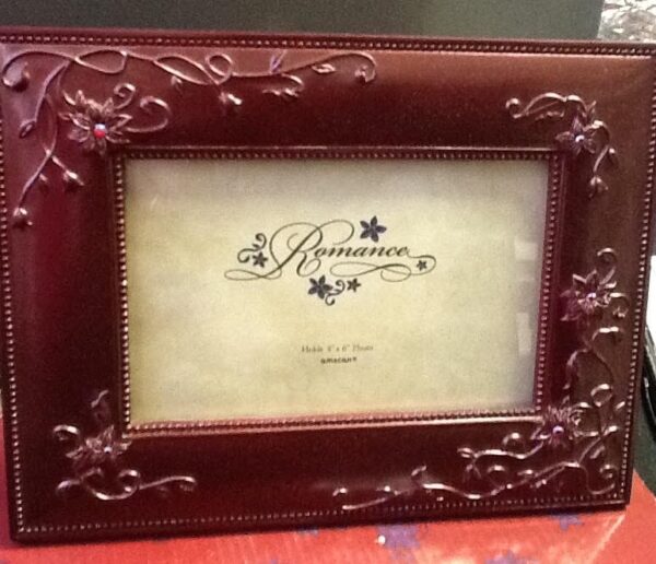 Frame Valentine
