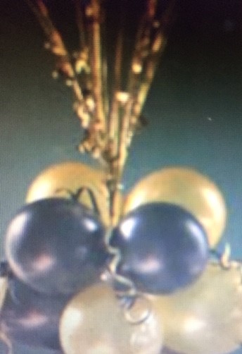 decor bal centps airfilled with gold spray